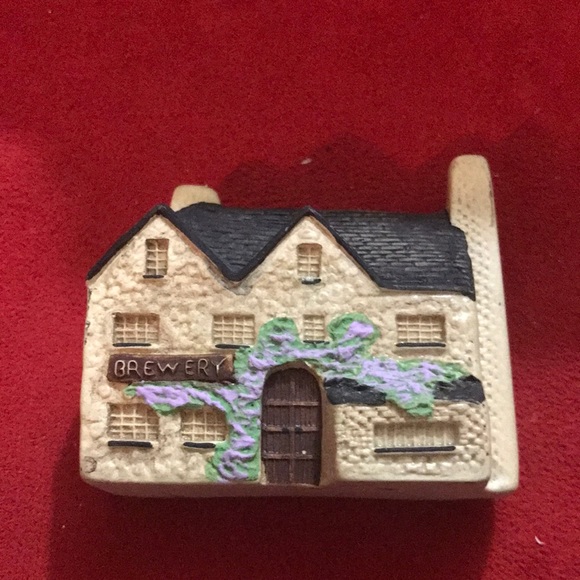 Philip Laureston Brewery Miniature Village! - Picture 1 of 4